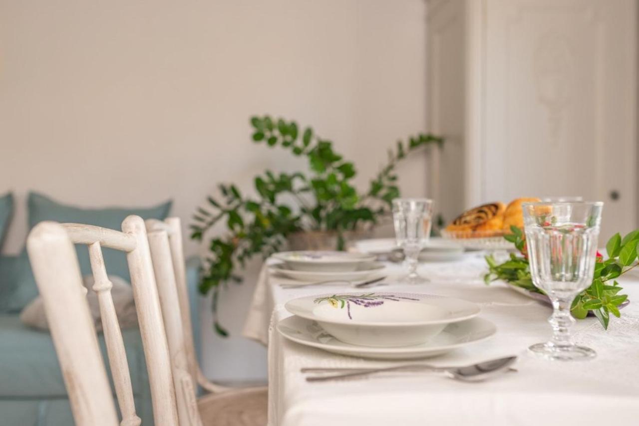 Lovely Cottage Home Velence Extérieur photo